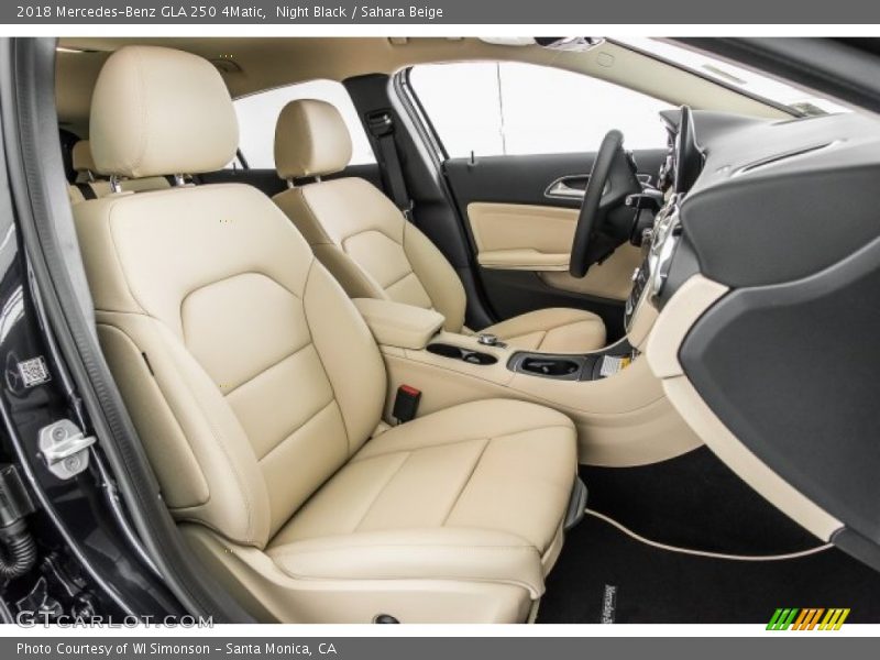 Night Black / Sahara Beige 2018 Mercedes-Benz GLA 250 4Matic