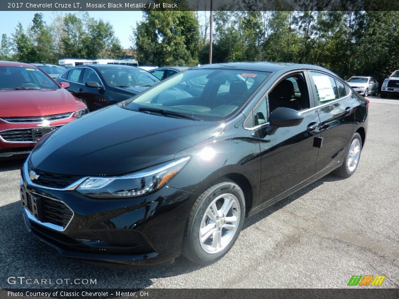 Mosaic Black Metallic / Jet Black 2017 Chevrolet Cruze LT