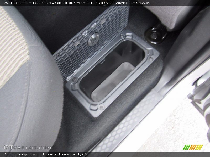 Bright Silver Metallic / Dark Slate Gray/Medium Graystone 2011 Dodge Ram 1500 ST Crew Cab