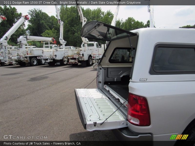 Bright Silver Metallic / Dark Slate Gray/Medium Graystone 2011 Dodge Ram 1500 ST Crew Cab