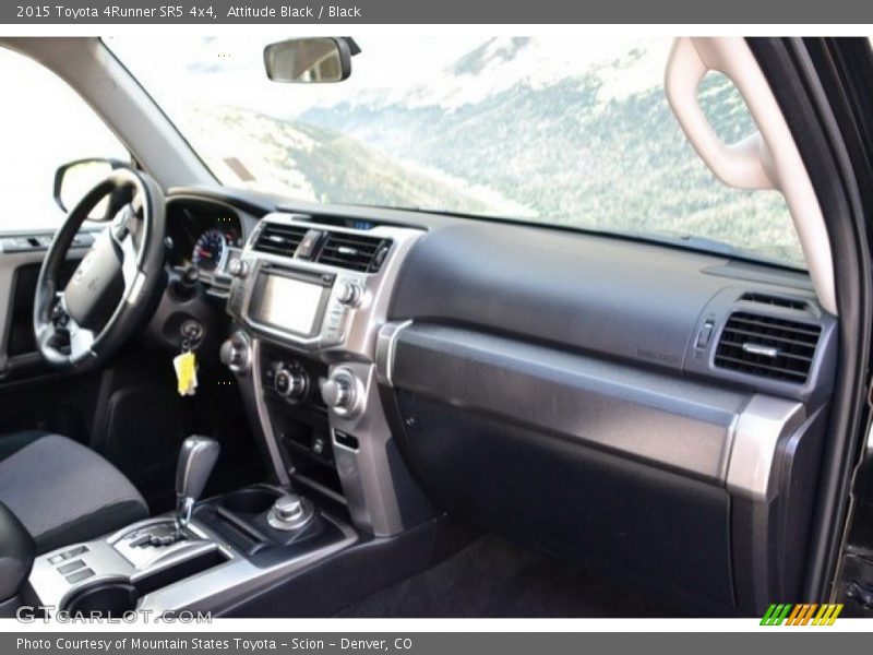 Attitude Black / Black 2015 Toyota 4Runner SR5 4x4