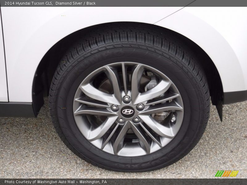 Diamond Silver / Black 2014 Hyundai Tucson GLS