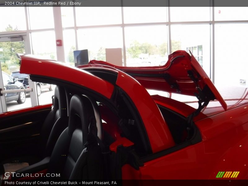 Redline Red / Ebony 2004 Chevrolet SSR