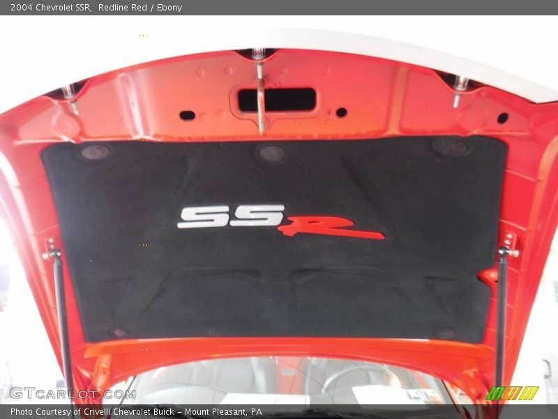 Redline Red / Ebony 2004 Chevrolet SSR