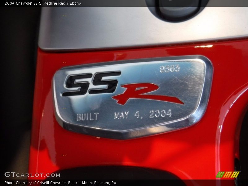 Redline Red / Ebony 2004 Chevrolet SSR