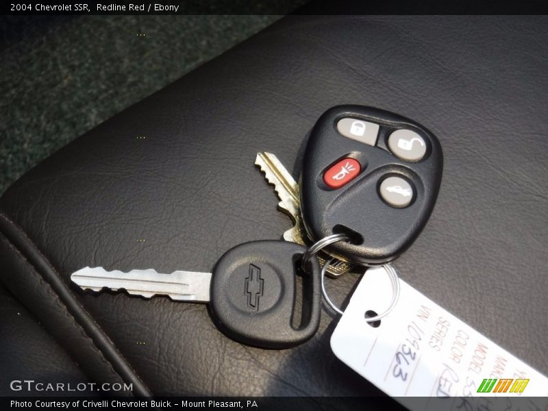 Redline Red / Ebony 2004 Chevrolet SSR