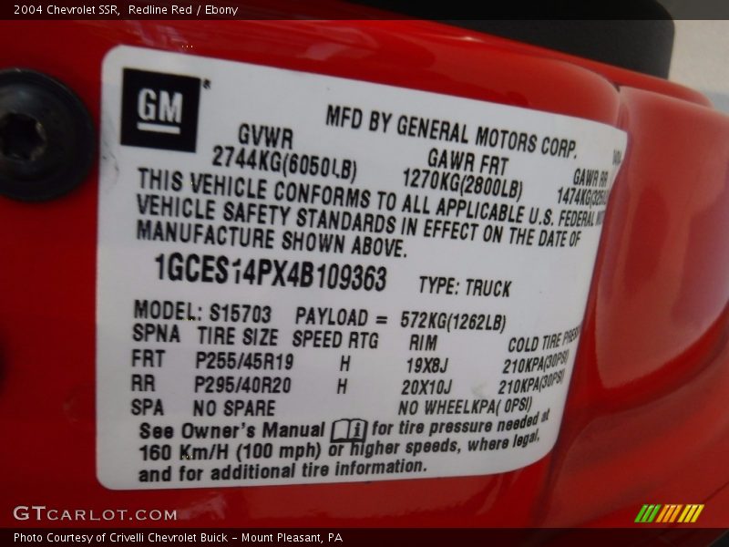 Redline Red / Ebony 2004 Chevrolet SSR
