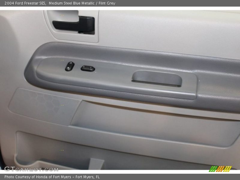 Medium Steel Blue Metallic / Flint Grey 2004 Ford Freestar SES