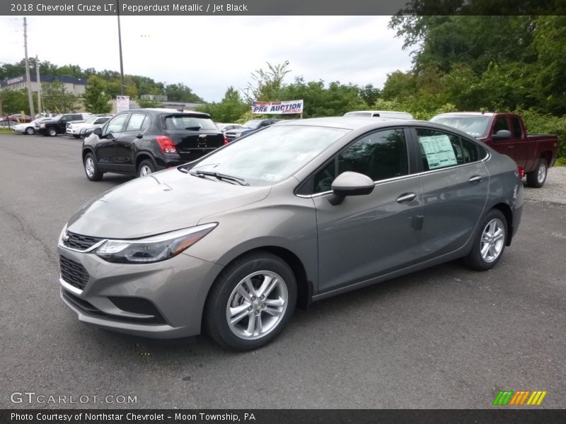 Pepperdust Metallic / Jet Black 2018 Chevrolet Cruze LT