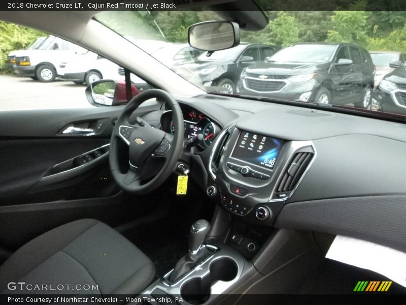 Cajun Red Tintcoat / Jet Black 2018 Chevrolet Cruze LT