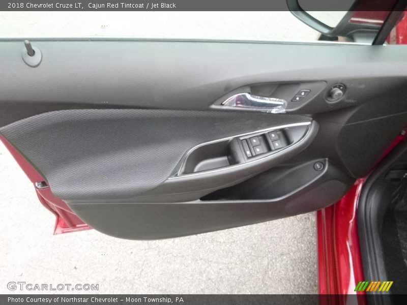 Cajun Red Tintcoat / Jet Black 2018 Chevrolet Cruze LT
