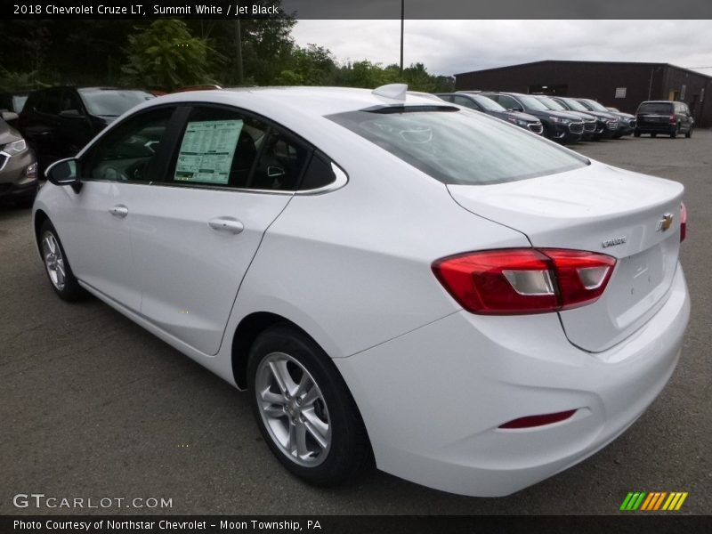 Summit White / Jet Black 2018 Chevrolet Cruze LT
