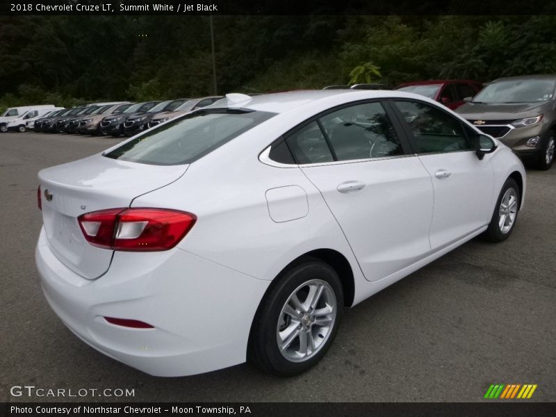 Summit White / Jet Black 2018 Chevrolet Cruze LT