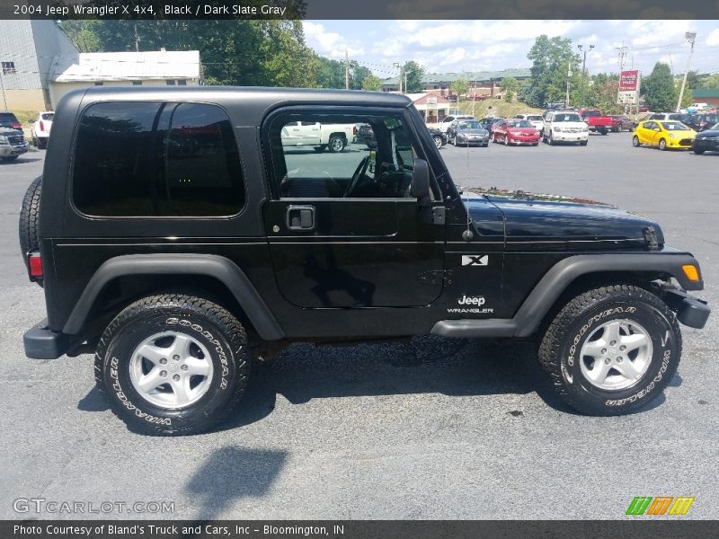 Black / Dark Slate Gray 2004 Jeep Wrangler X 4x4