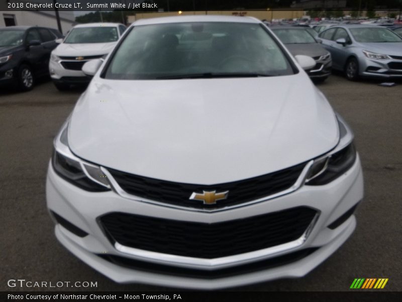 Summit White / Jet Black 2018 Chevrolet Cruze LT
