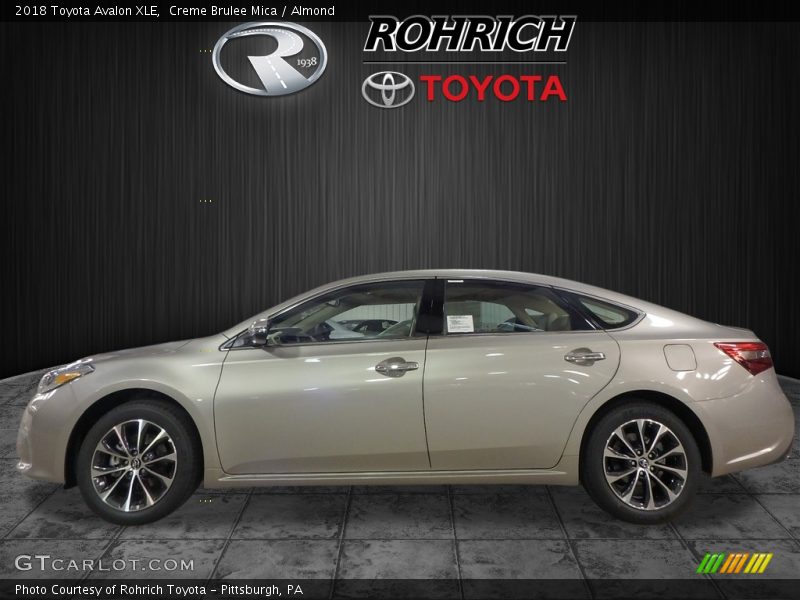 Creme Brulee Mica / Almond 2018 Toyota Avalon XLE