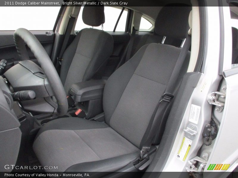 Bright Silver Metallic / Dark Slate Gray 2011 Dodge Caliber Mainstreet