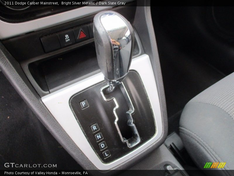Bright Silver Metallic / Dark Slate Gray 2011 Dodge Caliber Mainstreet