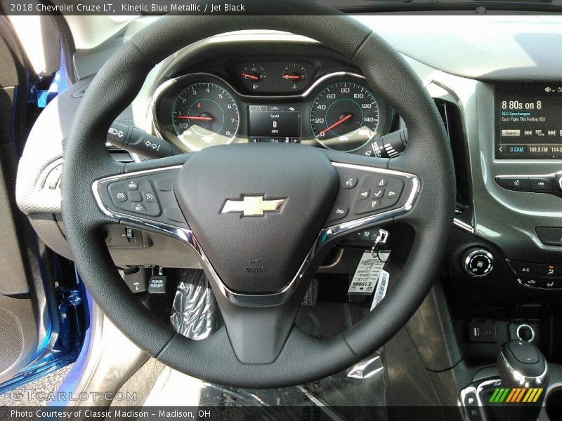 Kinetic Blue Metallic / Jet Black 2018 Chevrolet Cruze LT