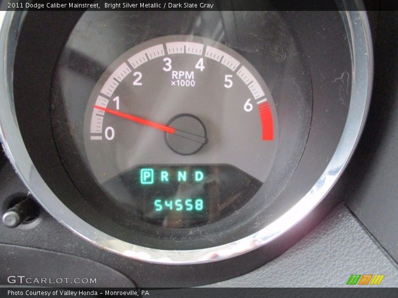 Bright Silver Metallic / Dark Slate Gray 2011 Dodge Caliber Mainstreet