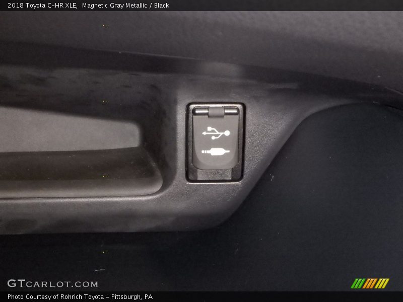 Magnetic Gray Metallic / Black 2018 Toyota C-HR XLE