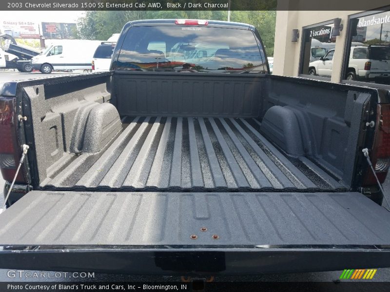 Black / Dark Charcoal 2003 Chevrolet Silverado 1500 SS Extended Cab AWD