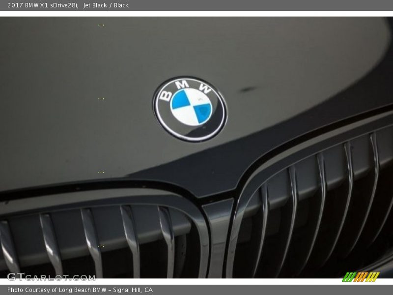 Jet Black / Black 2017 BMW X1 sDrive28i