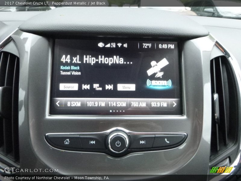 Pepperdust Metallic / Jet Black 2017 Chevrolet Cruze LT