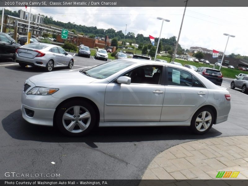 Classic Silver Metallic / Dark Charcoal 2010 Toyota Camry SE