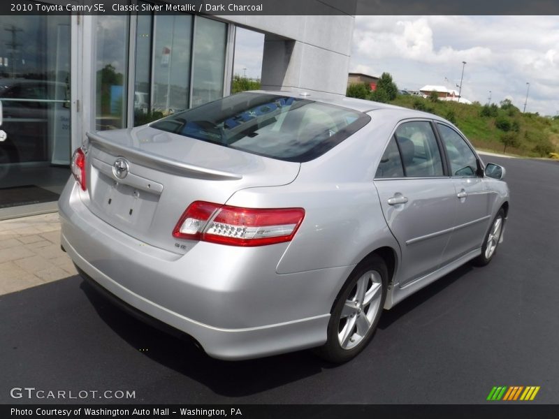 Classic Silver Metallic / Dark Charcoal 2010 Toyota Camry SE
