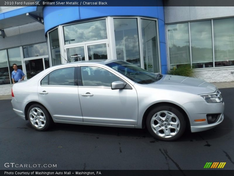 Brilliant Silver Metallic / Charcoal Black 2010 Ford Fusion SE