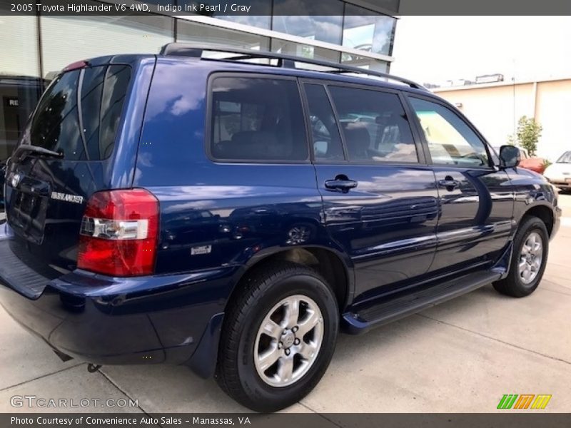 Indigo Ink Pearl / Gray 2005 Toyota Highlander V6 4WD