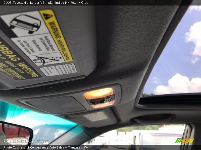 Indigo Ink Pearl / Gray 2005 Toyota Highlander V6 4WD