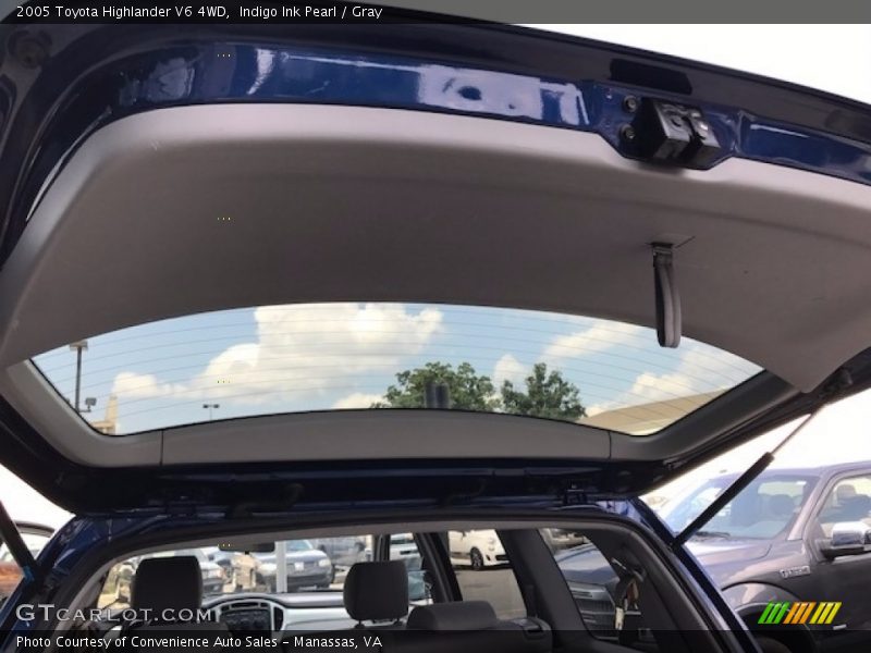 Indigo Ink Pearl / Gray 2005 Toyota Highlander V6 4WD