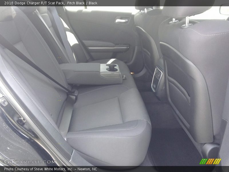 Pitch Black / Black 2018 Dodge Charger R/T Scat Pack