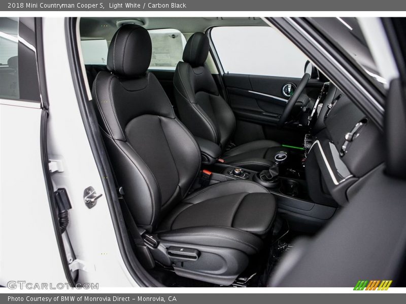 Light White / Carbon Black 2018 Mini Countryman Cooper S