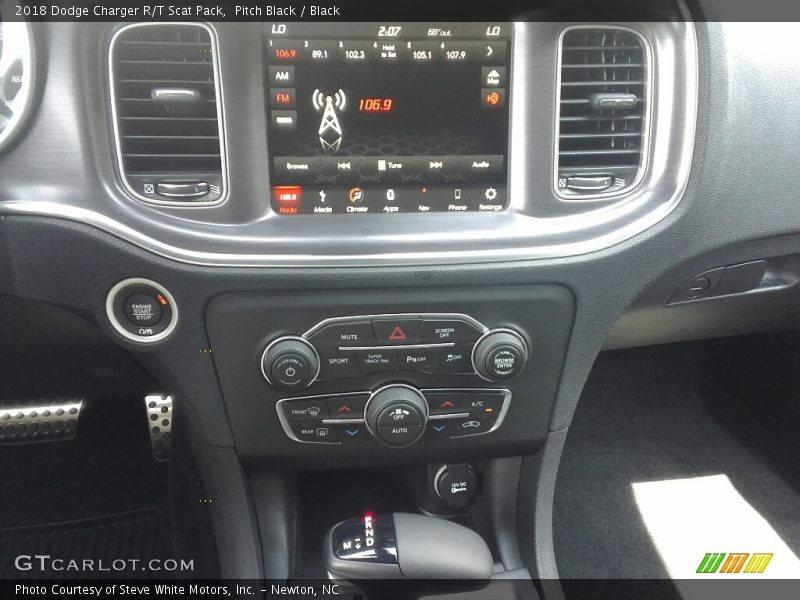 Pitch Black / Black 2018 Dodge Charger R/T Scat Pack