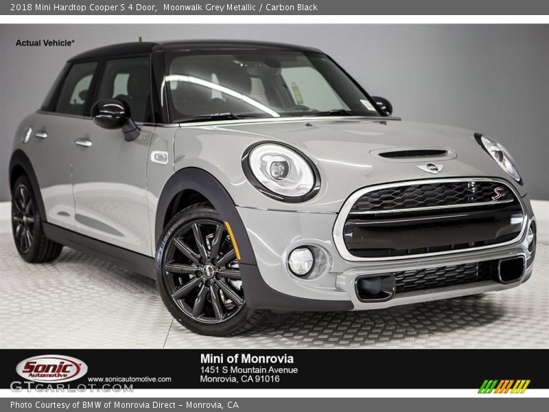 Moonwalk Grey Metallic / Carbon Black 2018 Mini Hardtop Cooper S 4 Door