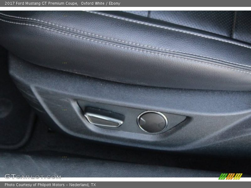 Oxford White / Ebony 2017 Ford Mustang GT Premium Coupe