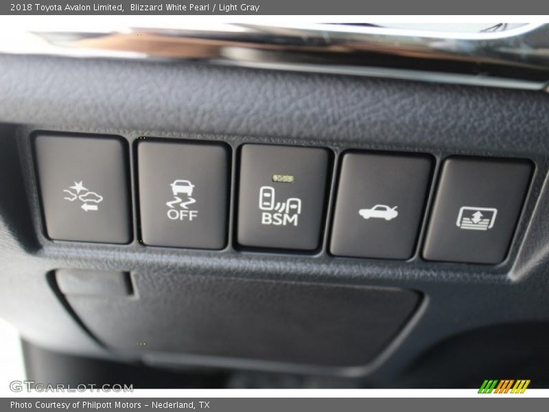 Blizzard White Pearl / Light Gray 2018 Toyota Avalon Limited