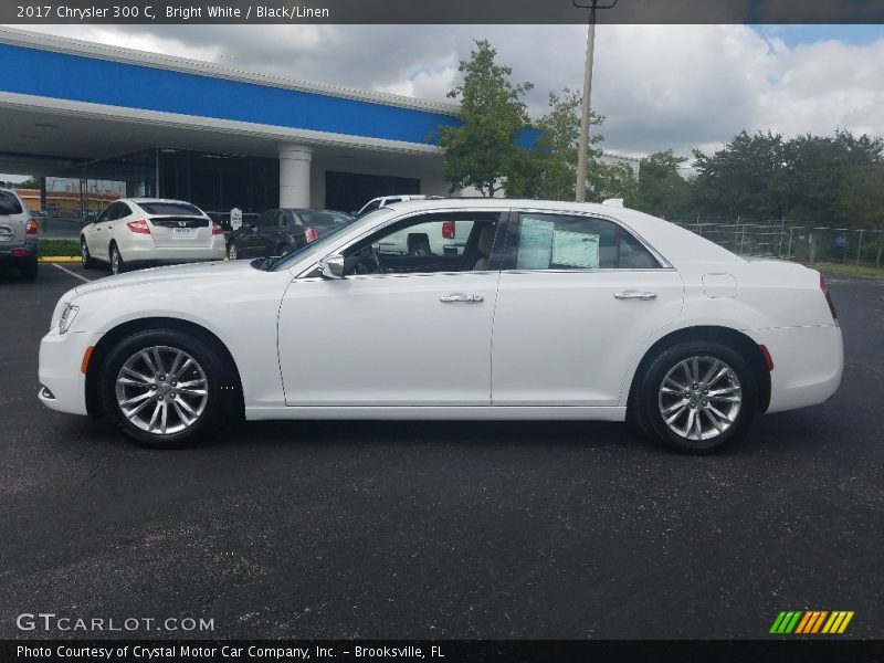 Bright White / Black/Linen 2017 Chrysler 300 C