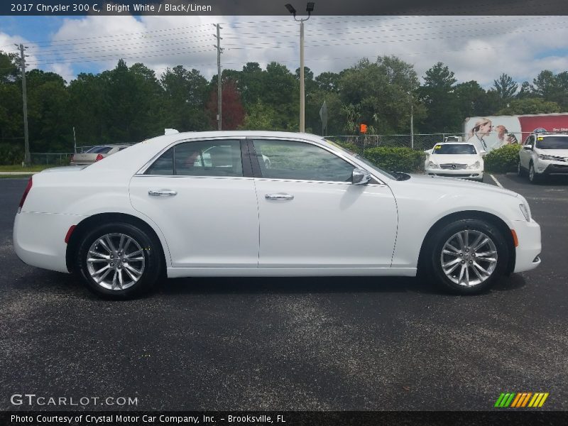 Bright White / Black/Linen 2017 Chrysler 300 C
