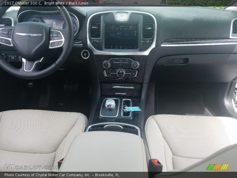 Bright White / Black/Linen 2017 Chrysler 300 C