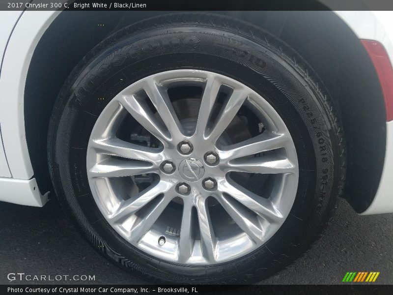 Bright White / Black/Linen 2017 Chrysler 300 C