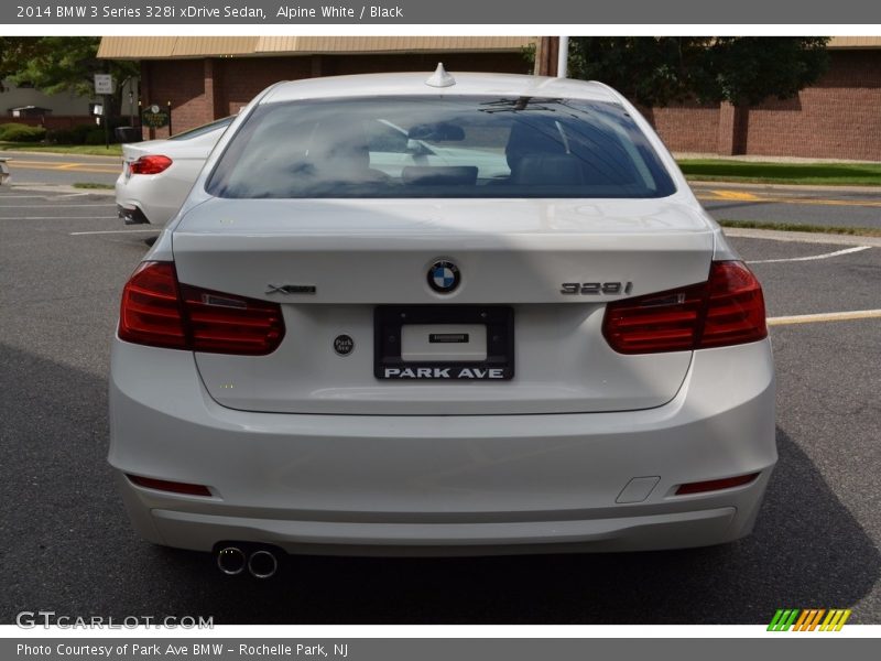 Alpine White / Black 2014 BMW 3 Series 328i xDrive Sedan