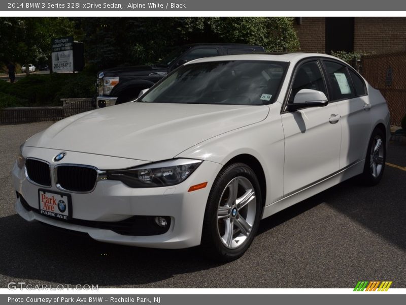 Alpine White / Black 2014 BMW 3 Series 328i xDrive Sedan