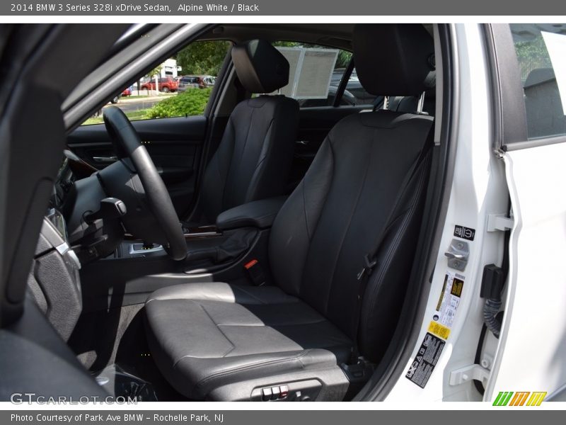 Alpine White / Black 2014 BMW 3 Series 328i xDrive Sedan