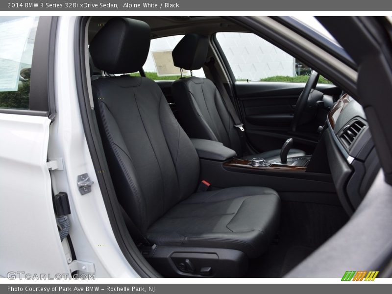 Alpine White / Black 2014 BMW 3 Series 328i xDrive Sedan