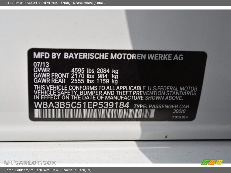 Alpine White / Black 2014 BMW 3 Series 328i xDrive Sedan