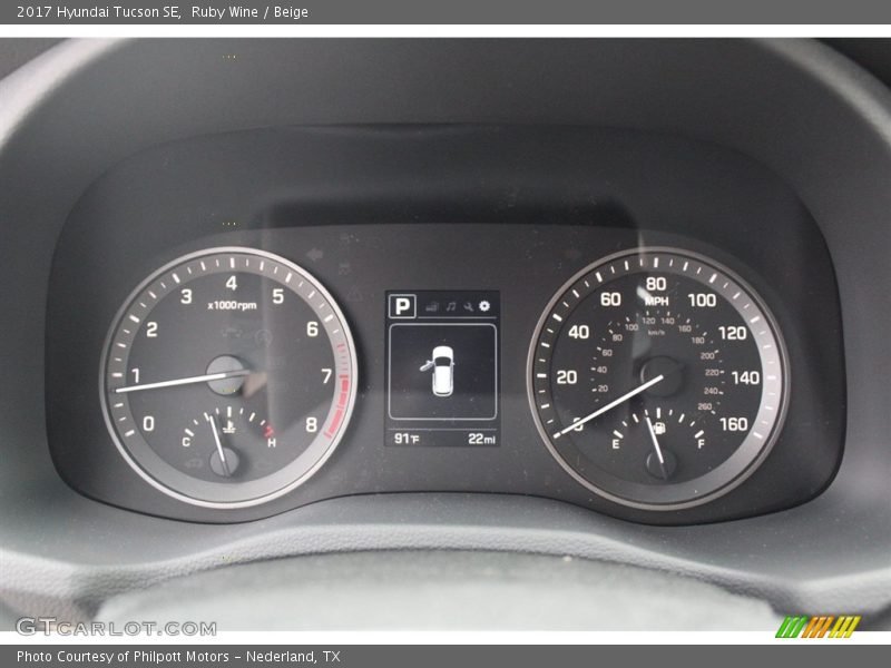Ruby Wine / Beige 2017 Hyundai Tucson SE